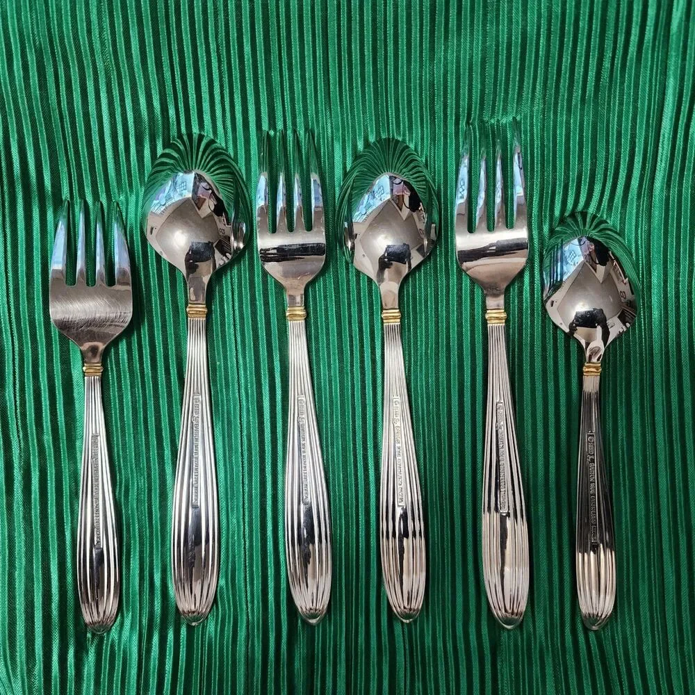 Reed & Barton GOLDEN JUBILEE 18/8 Stainless Steel 2 Teaspoons 2 Dessert Forks